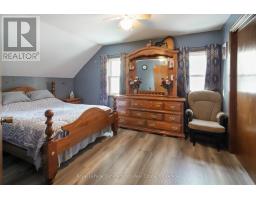 540 AINLEY STREET - 32