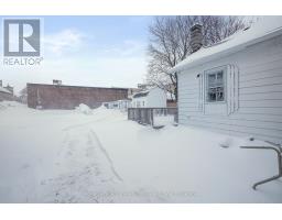 540 AINLEY STREET - 42