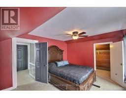 6985 RAGLAN STREET - 16