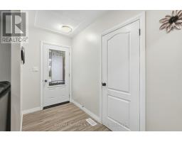 856 YORK AVENUE N - 8