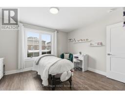 225A THAMES AVENUE - 16