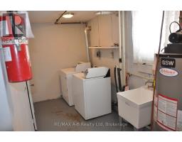 32 OXFORD STREET - 22