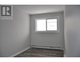 32 OXFORD STREET - 5