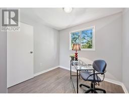 39 - 40 IMPERIAL ROAD N - 20