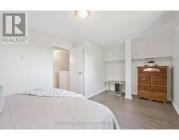 39 - 40 IMPERIAL ROAD N - 27