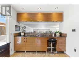 48 KILLORAN CRESCENT - 18