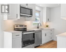 231 ST. GEORGE STREET - 14