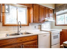 59 CANTERBURY AVENUE - 12