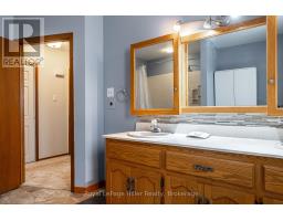 59 CANTERBURY AVENUE - 19