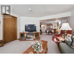 5 JACKSON CRESCENT - 26