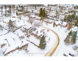 5 JACKSON CRESCENT - 36