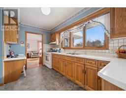 5 JACKSON CRESCENT - 42