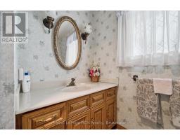 5 JACKSON CRESCENT - 46