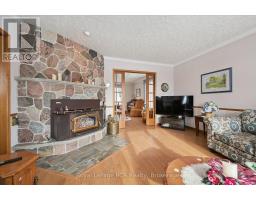 5 JACKSON CRESCENT - 5