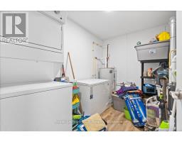 38 COBOURG LANE - 18