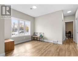 38 COBOURG LANE - 30