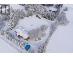 5044 WHITELAW ROAD - 1