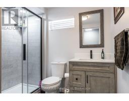 35 MAXWELL STREET - 27