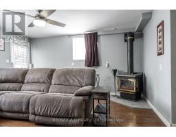 35 MAXWELL STREET - 31