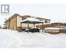 35 MAXWELL STREET - 35