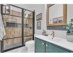 205 - 276 KING STREET W - 34