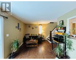 660 GLORIA STREET - 9