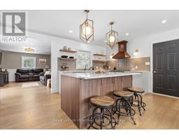 77 CHALK STREET N - 11