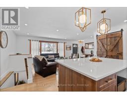 77 CHALK STREET N - 16