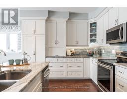 81 THOMAS STREET - 15