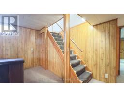 8 DUNSFORD CRESCENT - 36