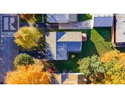 8 DUNSFORD CRESCENT - 6