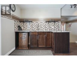 320 ALBERT STREET - 10