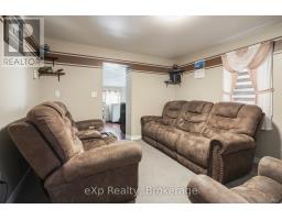 320 ALBERT STREET - 16