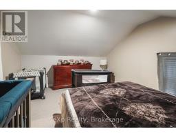 320 ALBERT STREET - 32