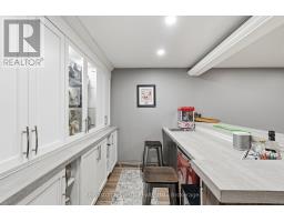 727 PALACE STREET E - 29