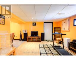 231 WHITELOCK STREET - 33