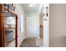 231 WHITELOCK STREET - 6