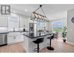 714 GLORIA STREET - 10