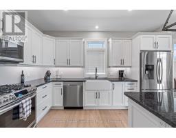 714 GLORIA STREET - 12