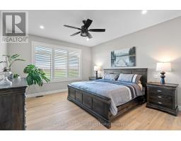 714 GLORIA STREET - 16