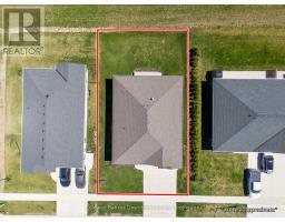 714 GLORIA STREET - 3