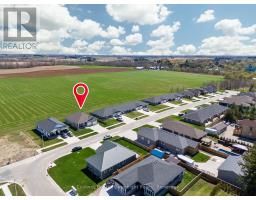 714 GLORIA STREET - 4