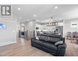 714 GLORIA STREET - 8