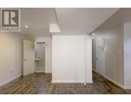 385 ST. VINCENT STREET S - 18