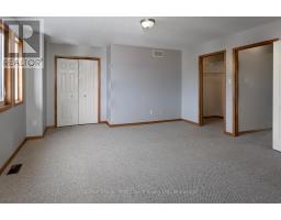 385 ST. VINCENT STREET S - 23