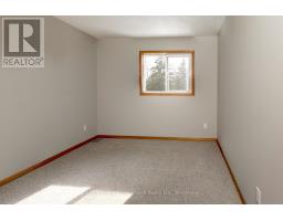 385 ST. VINCENT STREET S - 26