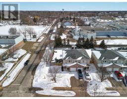 385 ST. VINCENT STREET S - 35