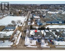 385 ST. VINCENT STREET S - 41