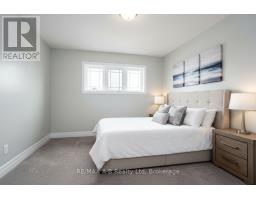 45 ROBERTSON DRIVE - 26