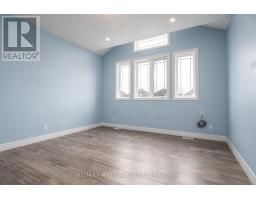 45 ROBERTSON DRIVE - 27